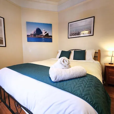 Discover The Rocks - Historical Terrace House Sydney Exterior photo
