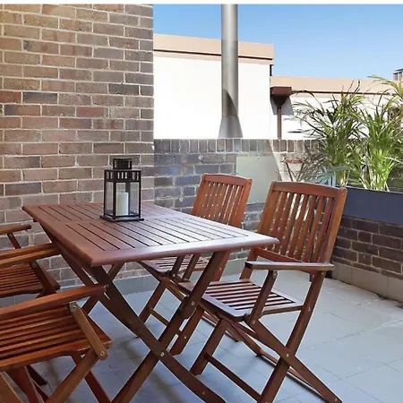 Discover The Rocks - Historical Terrace House Sydney Exterior photo