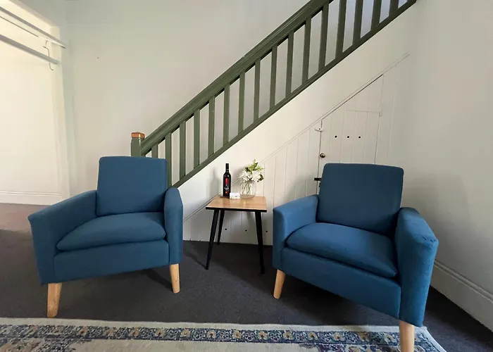 Discover The Rocks - Historical Terrace House